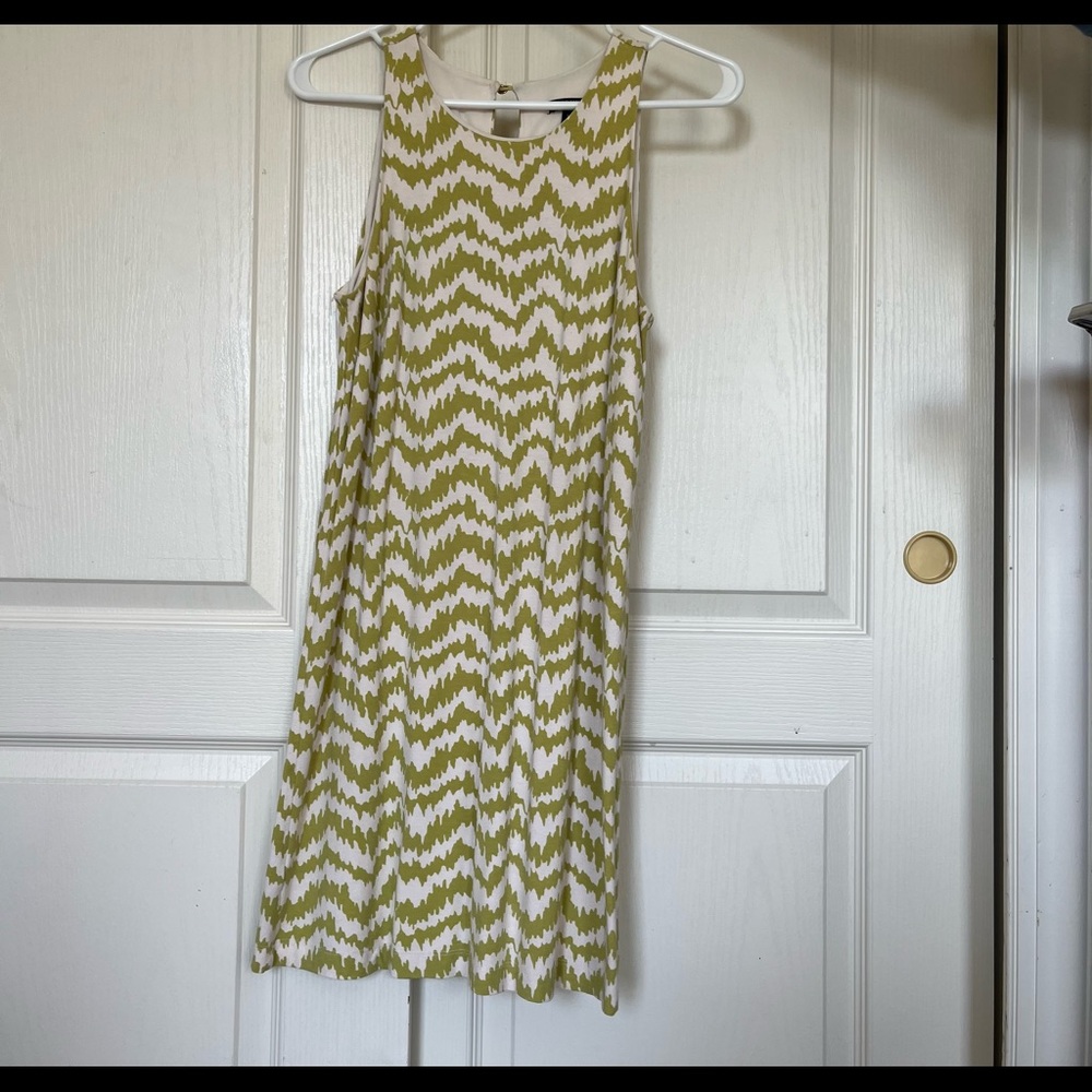 Ann Taylor XS Petite Lime Green Chevron Sleeveless Jersey Dress